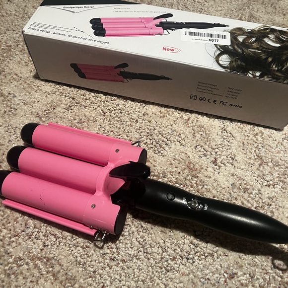 Amazon hair crimper! - Picture 4 of 4